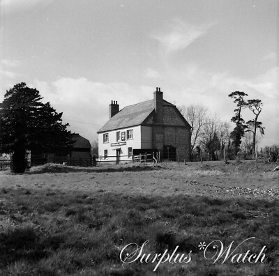Upper Chute The Cross Keys Inn Wiltshire Foto Negativ B/W 6x6 1950 INC   M619