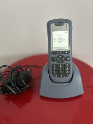 Ascom d41 DH3 - AAAA/2 DECT Telefon + Ladeschale 