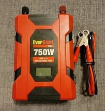 EverStart Plus 750W Power Inverter Converts DC (car battery) to AC Power 70003M