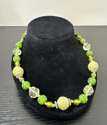 VTG Thread & Beaded Green lucite Beads Glass 18  Necklace
