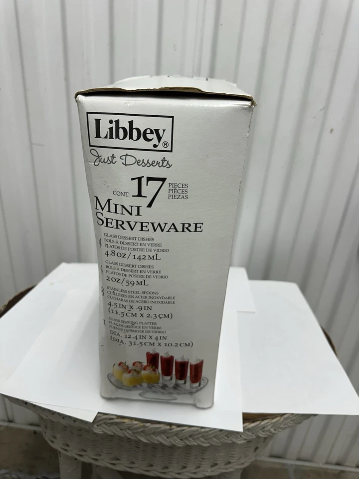 Libbey Just Postres Mini Servware Juego de 17 Piezas Soporte para Pasteles Platos de Desierto Cucharas Foto 4 de 4