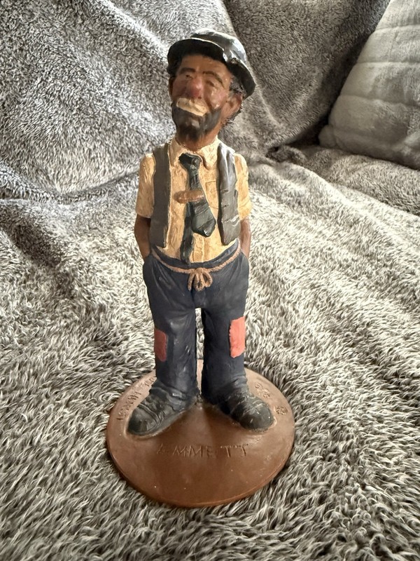 Authentic Cairn Studios Joel Hurst Signed Clown Figurine Emmett 8" 1982 Retired