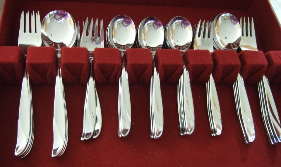 CONJUNTO DE 45 TOALHAS DE AÇO INOXIDÁVEL TWS110 PADRÃO SCC Supreme Service para 6+ - Imagem 3 de 4