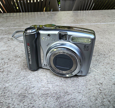 Canon PowerShot A720 IS 8,0MP Kompaktkamera 6x opt. Zoom Bildstabilisator Silber