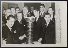 1940 New York Rangers Celebrating Stanley Cup Victory Wire Photo NHL Hockey