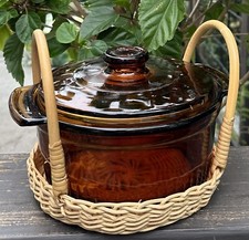 Vtg Fire King Anchor Hocking 1 Qt Amber Brown Casserole Wicker Basket Carrier