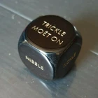 DE to play champagne MOET ET CHANDON trickl must on