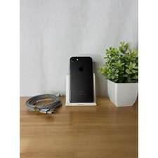 Apple iPhone 7 32GB in Matte Black - Fully Unlocked - Good Condition