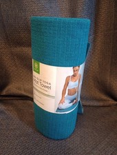 ~Gaiam No-Slip Yoga Mat Towel~