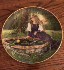 THE FROG KING Collectible Porcelain Plate by Gerda Neubacher, KAISER