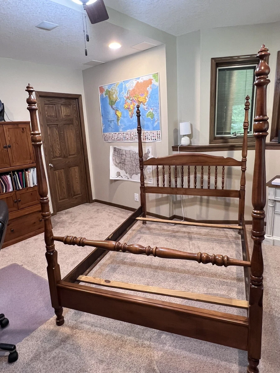 Full poster bed frame deals