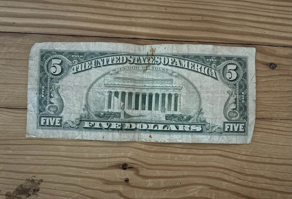 1969-C ABRAHAM LINCOLN FIVE DOLLAR BILL $5 Philadelphia Vintage Circulated Money - Image 2 of 2