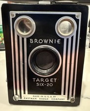 Vintage Eastman Kodak Company Brownie Target Six-20 Box Camera Made in USA