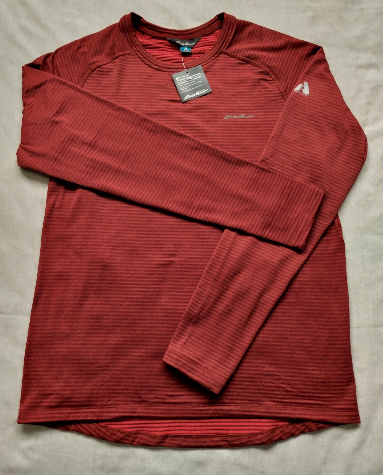 Eddie Bauer First Ascent High Route Grid Air Crew Medium Hiking Camping Travel
