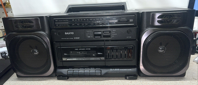 Vintage 1992 SANYO M9100 AM/FM Radio BOOMBOX Stereo Cassette