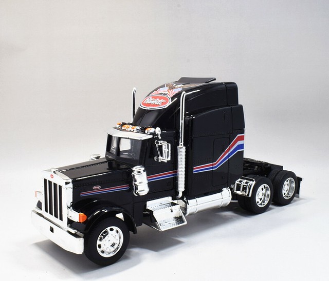 1 32 diecast semi trucks