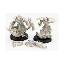 Bane Thrall Officer & Standard #23 NM