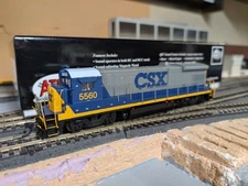 CS Atlas Gold Series GE B30-7: CSX CSXT YN2 Paint #5560 Item #8157 w/Sound+DCC
