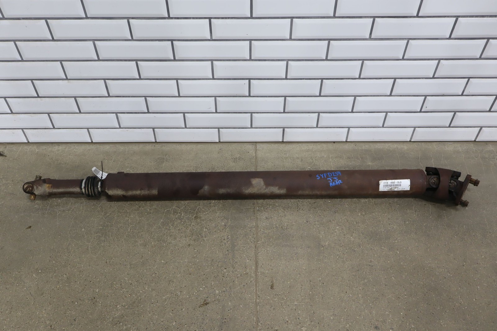 1999 - 2001 Ford F-250 Super Duty Rear Drive Shaft | eBay