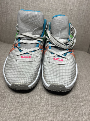 Nike LeBron Witness 7 Mens Size 10 Basketball Shoes Athletic  display picture 2