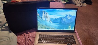 Acer Aspire 3 17.3'' (128GB SSD, Intel Core i3-1115G4, 3GHz, 8GB) Laptop