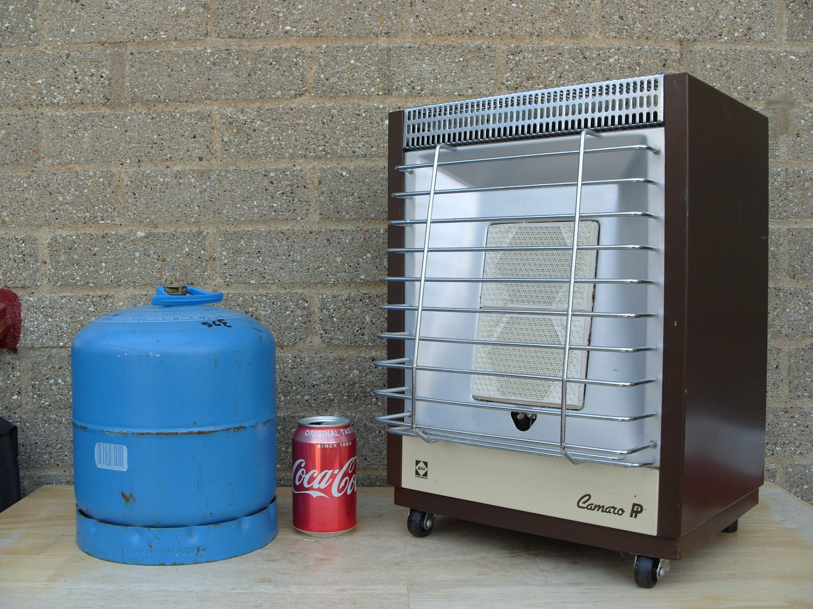 SMALL VTG CAMPINGAZ VW CAMPERVAN CARAVAN PORTABLE HEATER CALOR GAS 907  BOTTLE | eBay