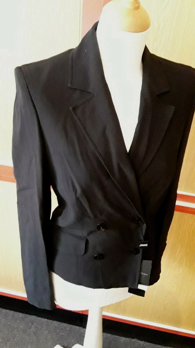 Short store black blazer