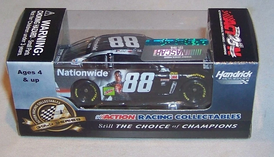 1:64 ACTION 2017 #88 NATIONWIDE DC JUSTICE LEAGUE SS DALE EARNHARDT JR NIB - Image 2 of 3