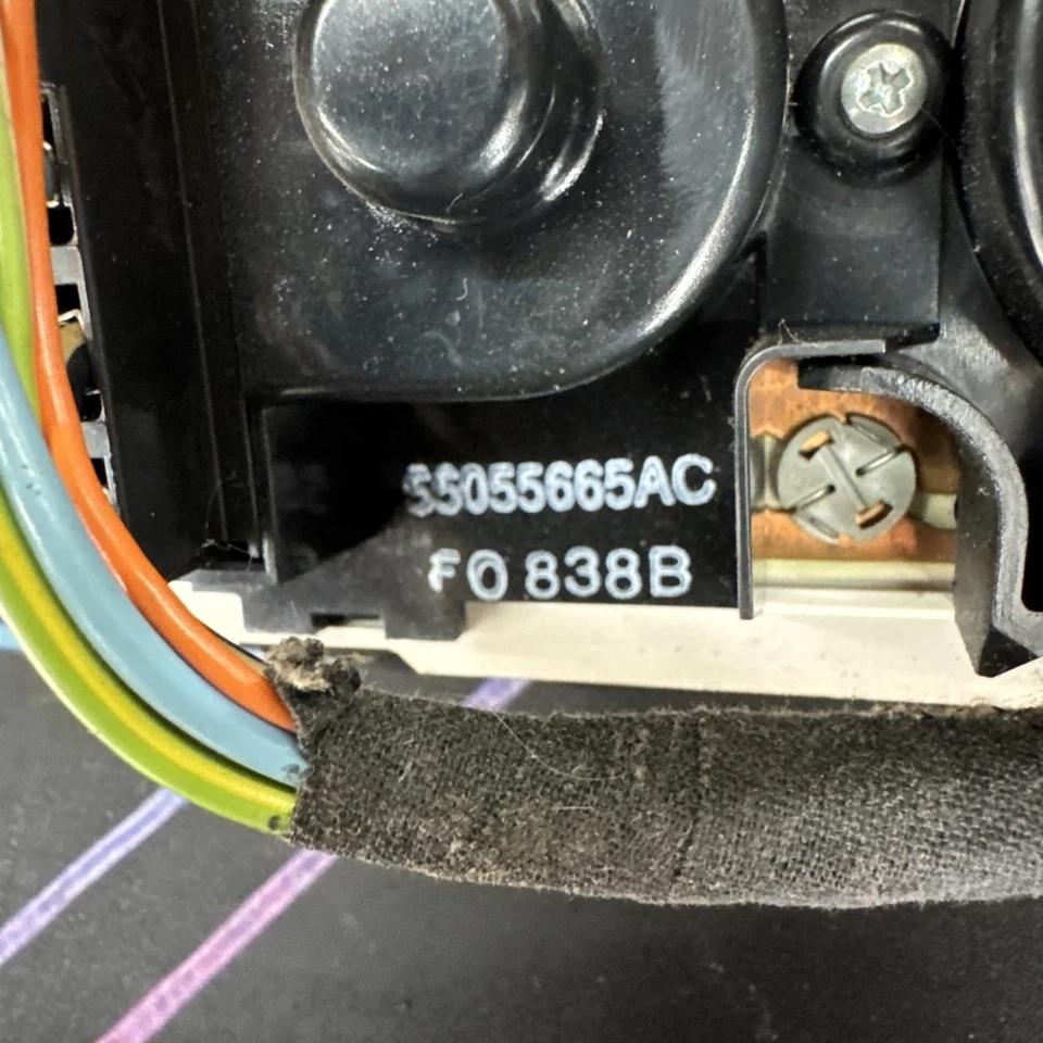 Interruptor de control de clima de calefacción de aire acondicionado Dakota Durango 1997-1998 55055665AC OEM Foto 4 de 4