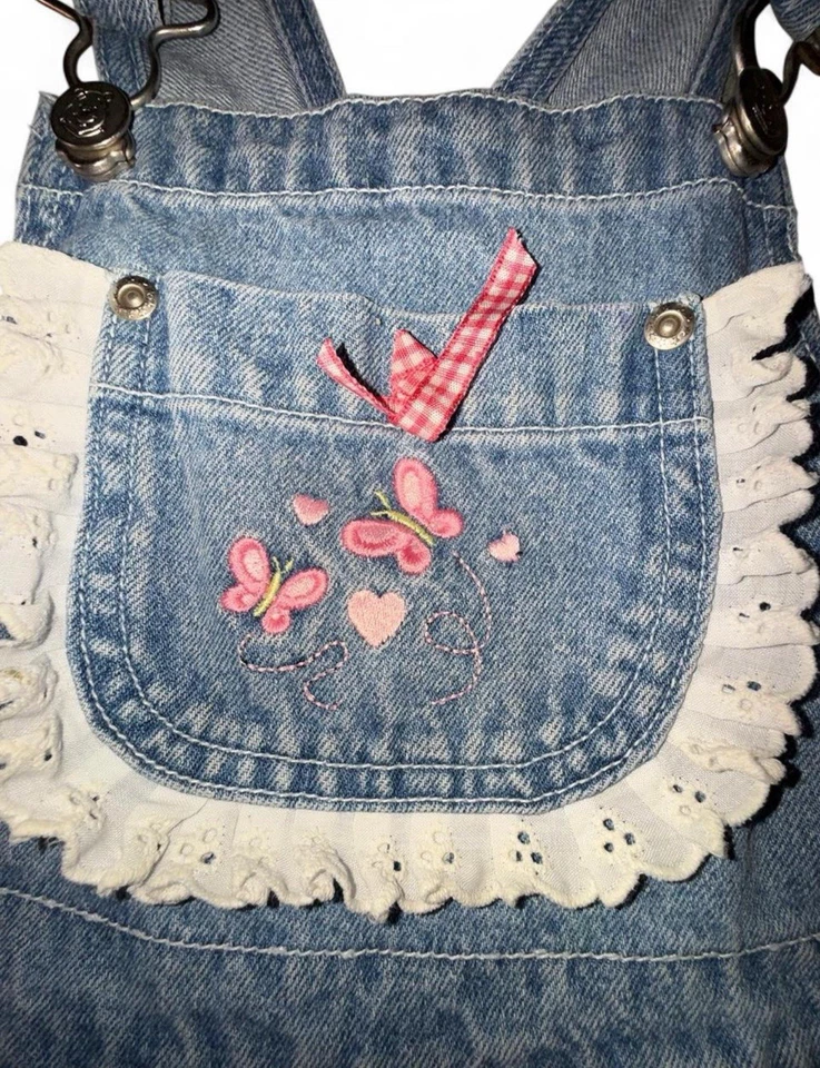 Mono vaquero azul bordado Disney Winnie the Pooh. Talla 4/5 pequeña Foto 4 de 4