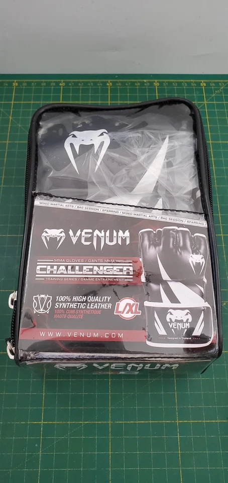 Venum Challenger MMA Gloves Skintex Leather Schwarz/Weiss L-XL