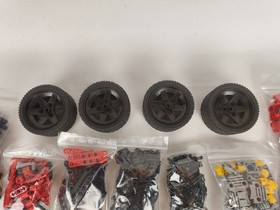 LEGO RACERS / TECHNIC 8653: Enzo Ferrari 1:10