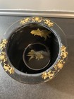 SATSUMA BOWL FLORAL GARDEN WITH PEOPLE 6" X 4" GOLDFISH INSID BLACK & GOLD COLOR — photo 6