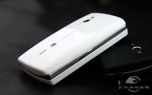 ST15 Android Sony Ericsson Xperia mini ST15i 3.0