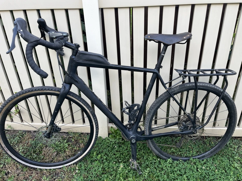 Fuji Jari Gravel Bike - Image 2 of 4