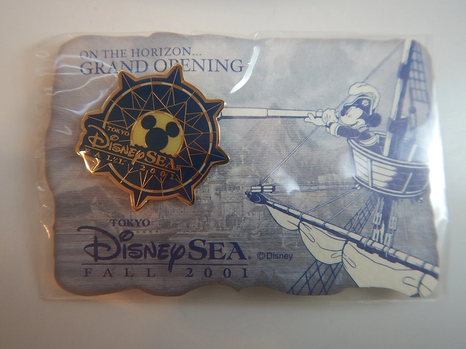 TOKYO DISNEYLAND DISNEY SEA 2001 GRAND OPENING SOUVENIR PIN