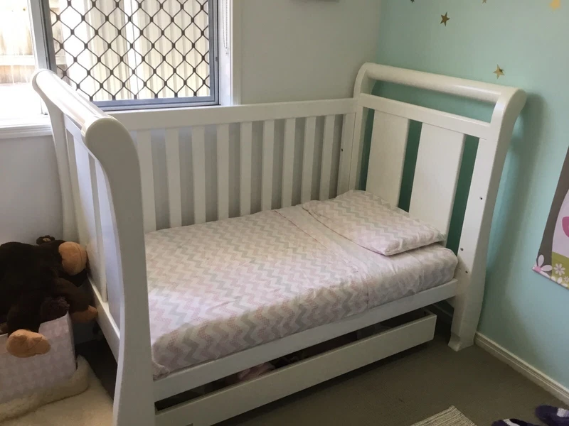 tasman eco sleigh change table