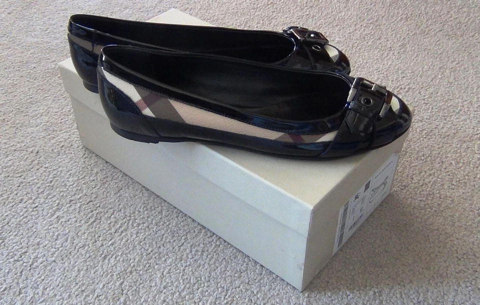 Sapatilhas xadrez e patenteadas Burberry Black tamanho 36 G2U - Imagem 2 de 4