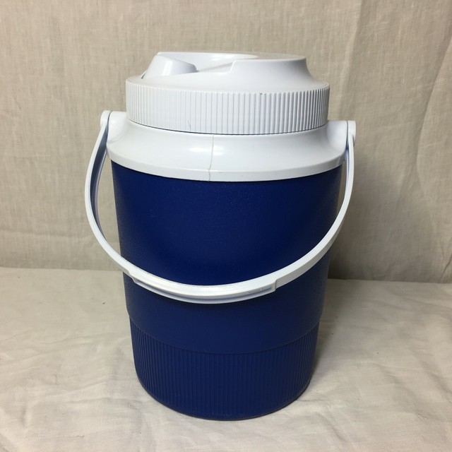 1 2 gallon water container