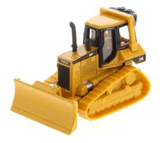 Diecast Masters 84401 Cat D5M Track-Type Tractor 1/87 Scale Model