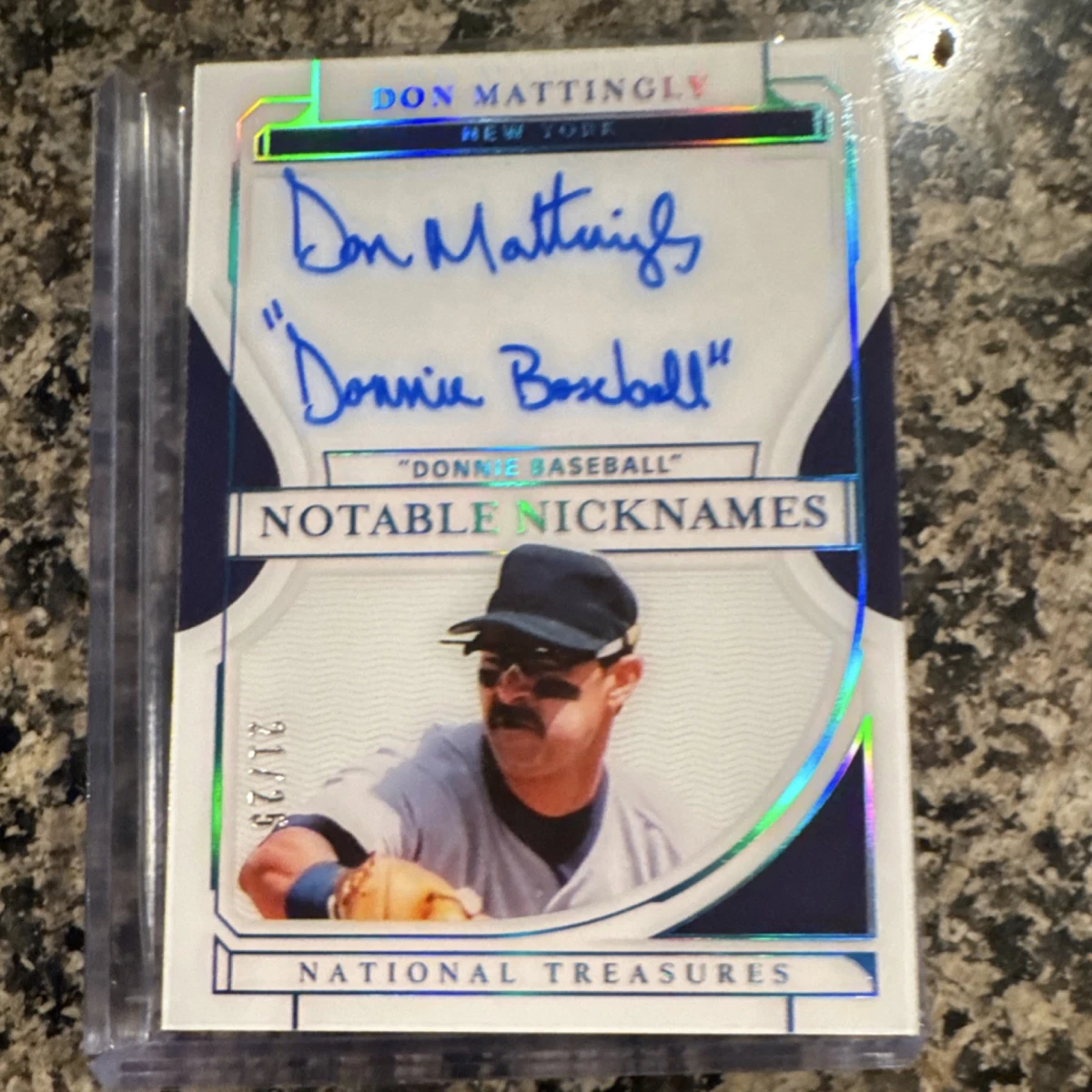 Panini Don Mattingly Baseball Autographed Sports Trading Cards