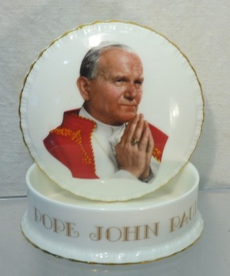 Vintage 1982 Royal Albert Trinket Rosary Box UK Visit Pope John Paul II England