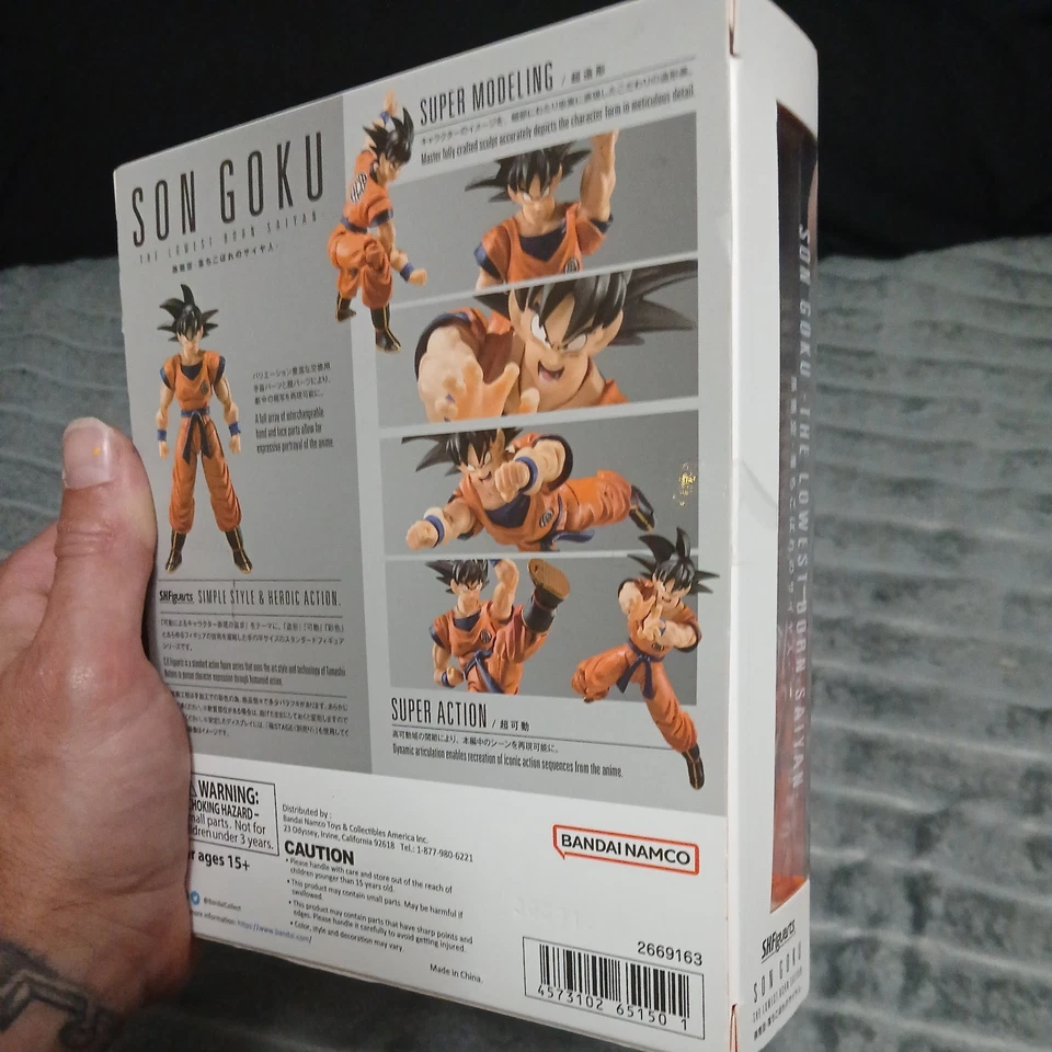 Figura Dragon Ball Z SH Figuarts Son Goku Lowest Born Saiyan Bandai NUEVA Foto 3 de 3
