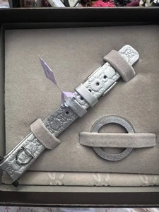 Gucci U Play YFA50021 bracelet de montre en cuir monogramme argenté lunette assortie kit 129