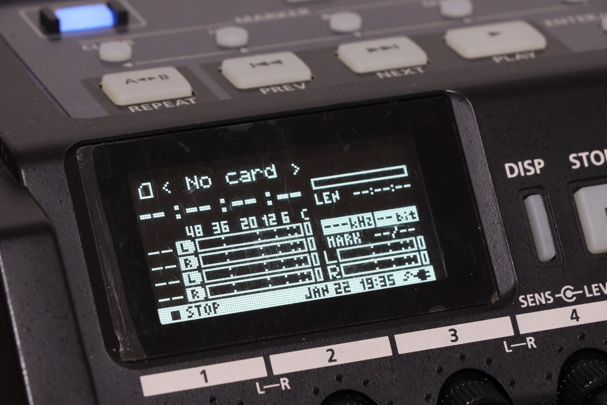 Roland R-44 4-Channel Portable Recorder W/Power supply adapter