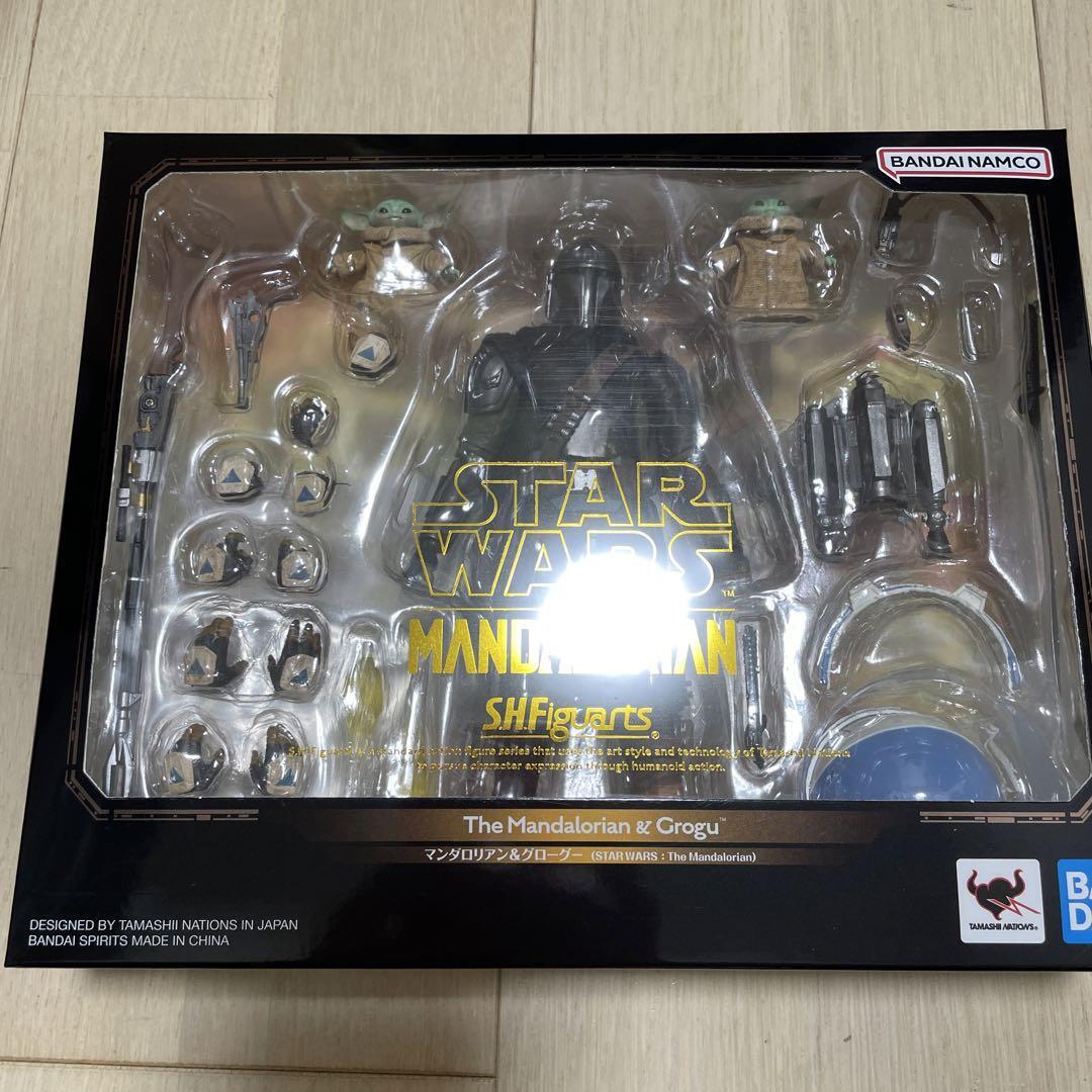 S.H.Figuarts Mandalorian & Grogu STAR WARS : The Mandalorian