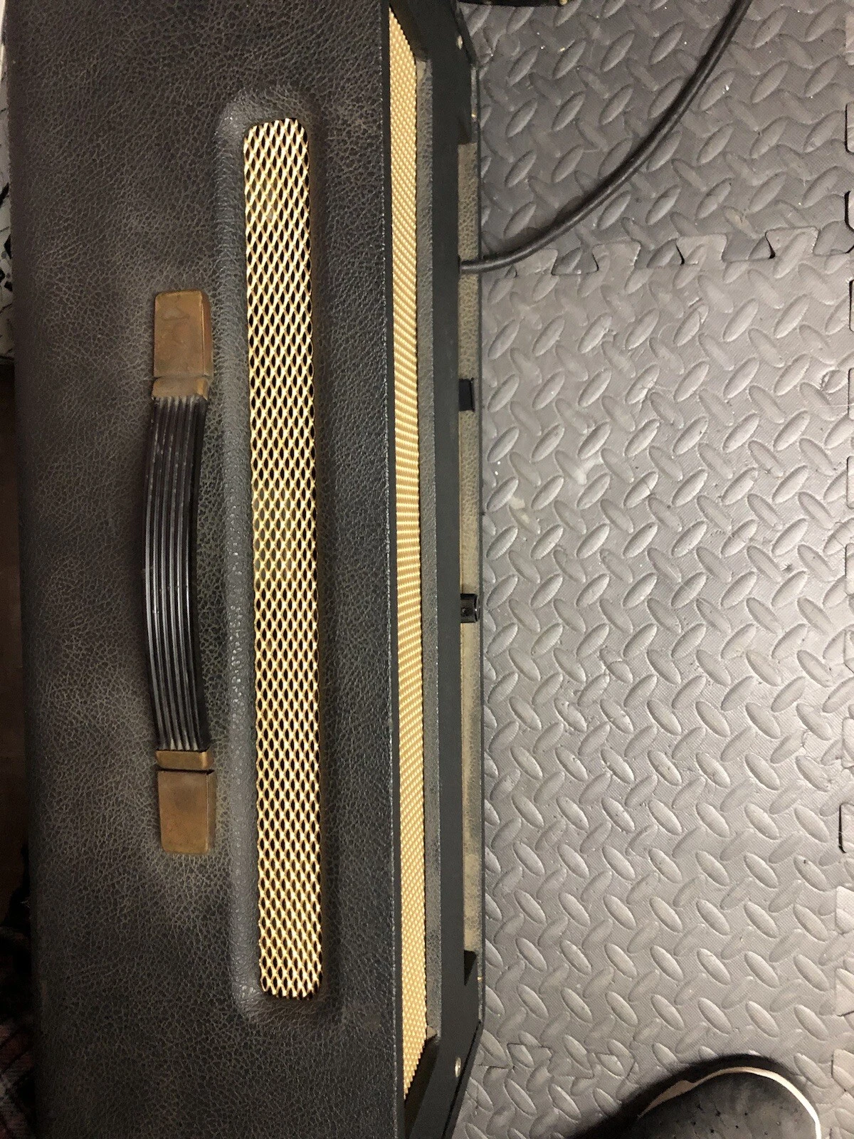 Picture 7 of 19