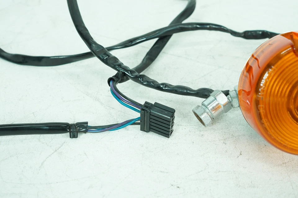 Harley Sportster XL883 2001 Hugger OEM señales de giro traseras izquierda y derecha 68760-94 Foto 4 de 4