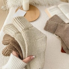 Women Winter Wool Socks 5 Pairs Thick Warm Plush Breathable Snow Socks