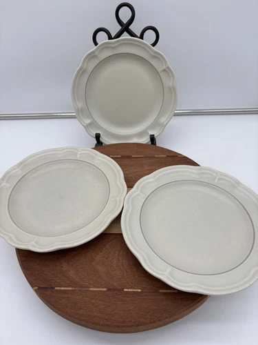 SET OF 3 - PFALTZGRAFF - HEIRLOOM SCALLOPED - 7 1/4" SALAD LUNCH SIDE PLATES